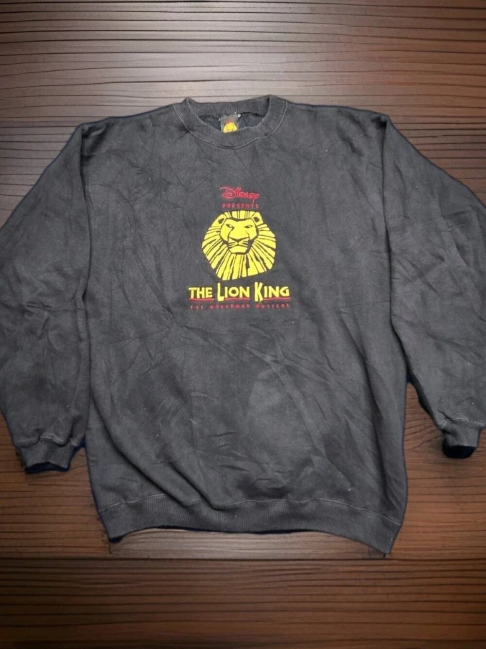 VTG Lion King Broadway Musical Crewneck Black Embroidered Disney Sweatshirt M